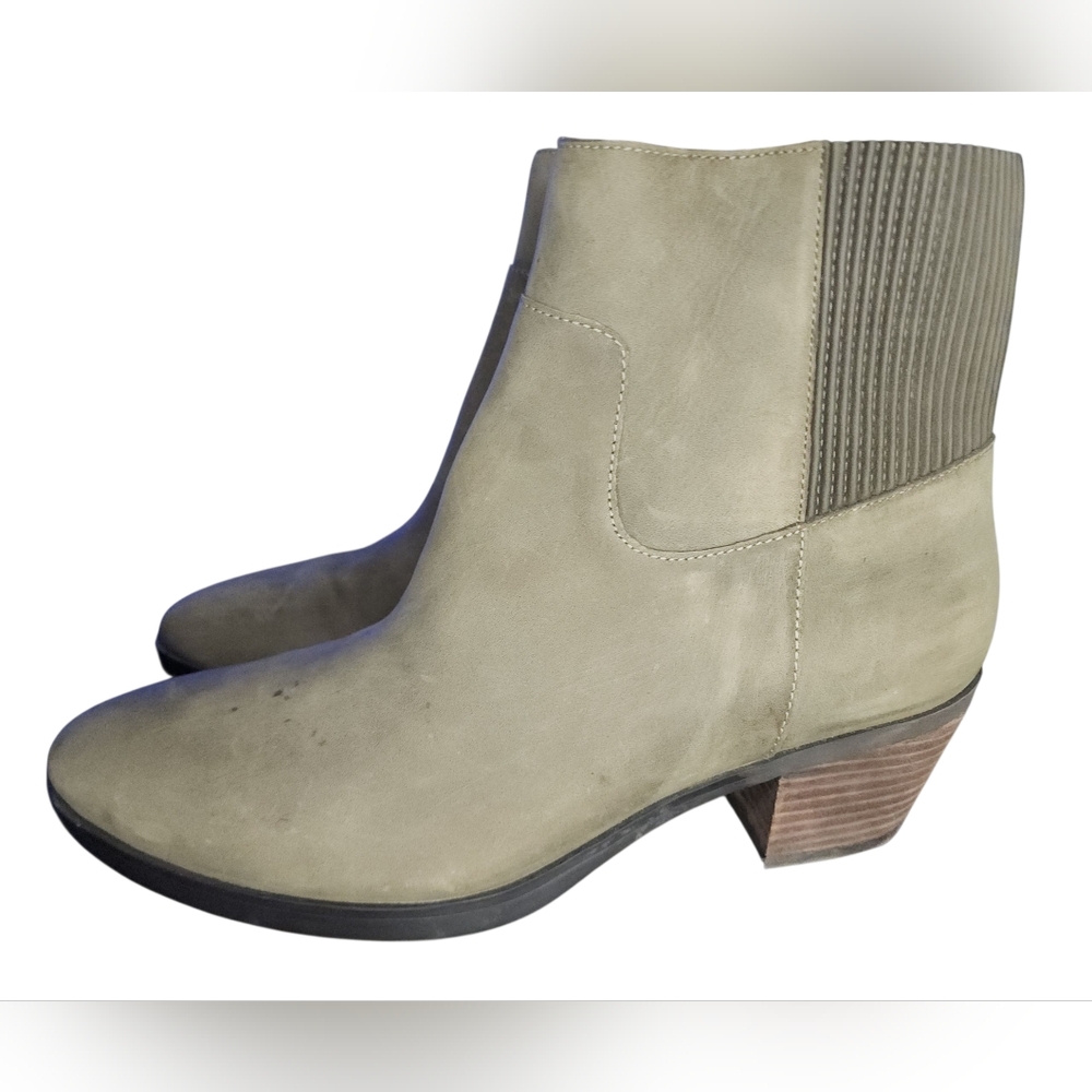 Vionic Waterproof Shantelle Boots, Womens 10 - Picture 2 of 11